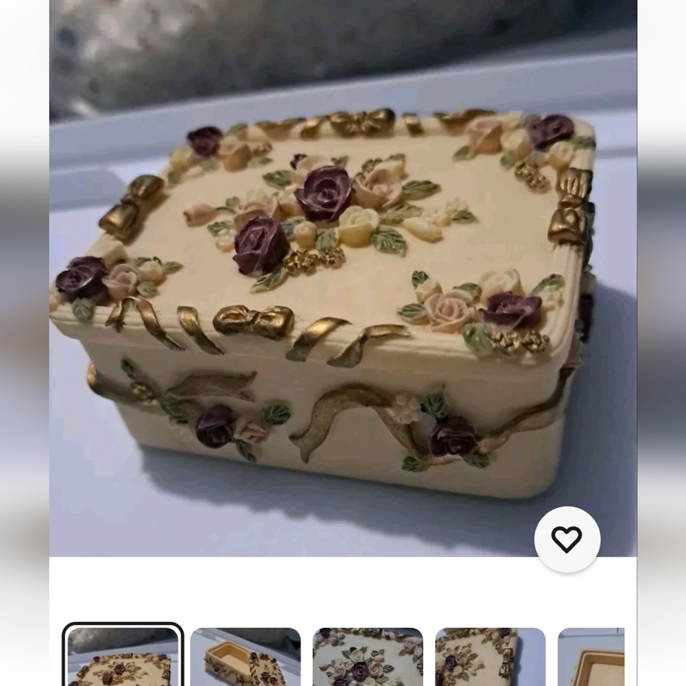 DEZINE trinket box with Purple and Cream Accents